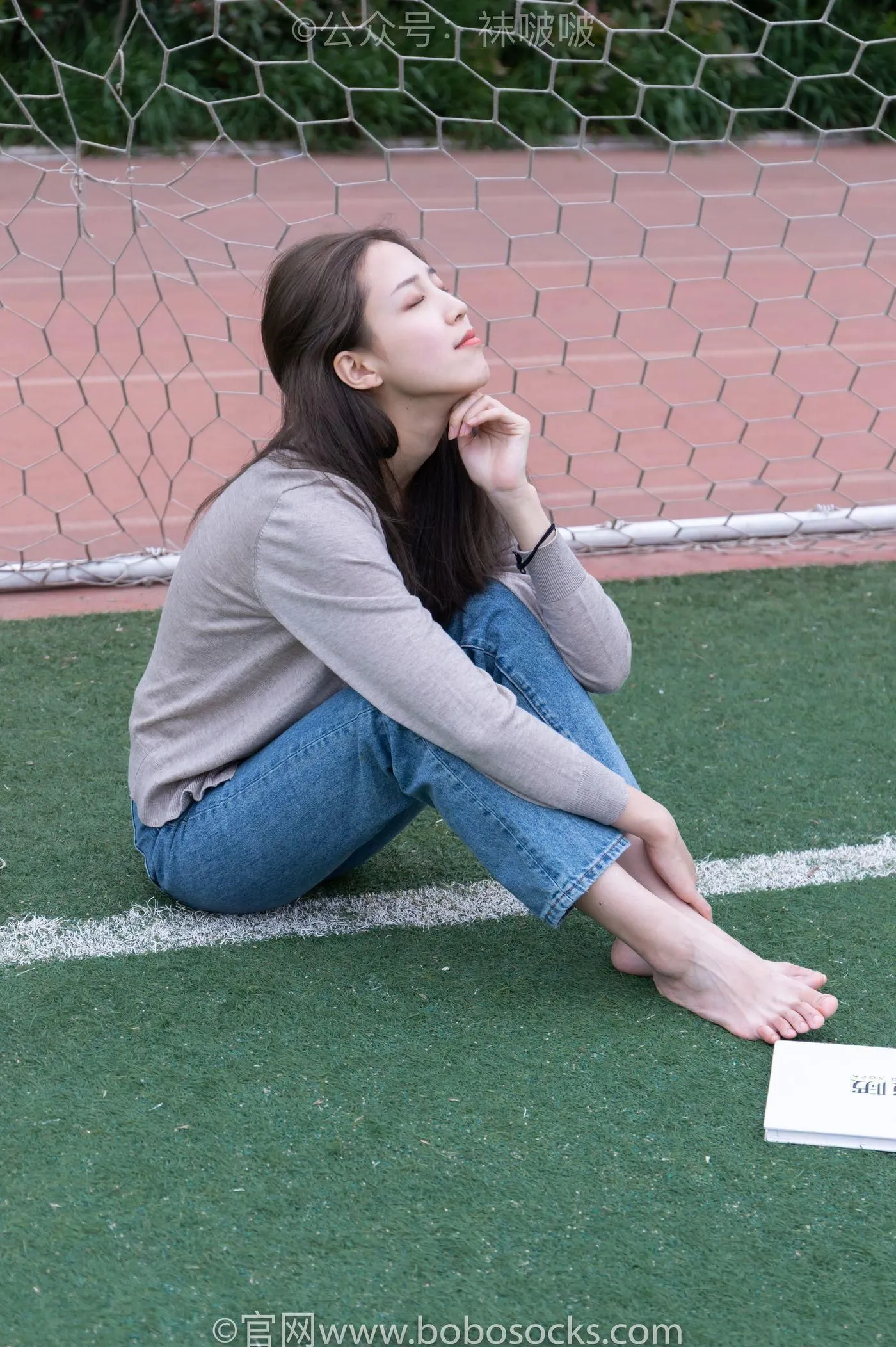 [BoBoSocks袜啵啵]NO.004 泡芙-vans帆布鞋、白棉袜、裸足 [127P]插图7
